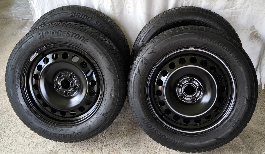 5x112-r16,et41-215-60-Dunlop-dot:2023-dezen:7,5mm-TOP STAV