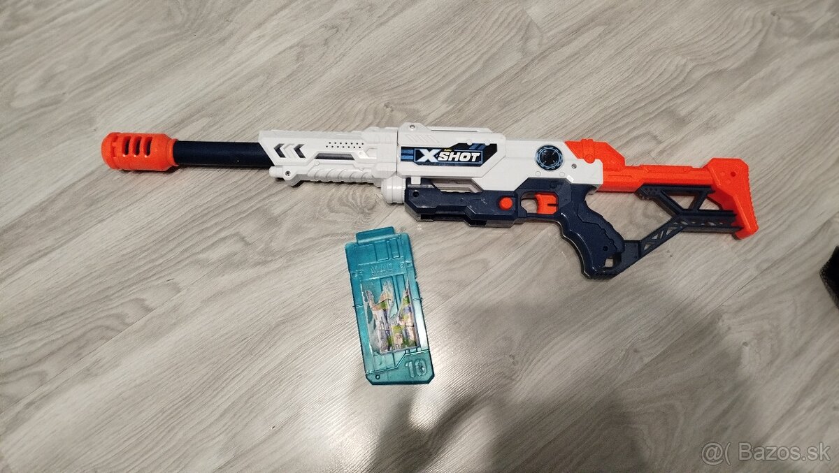 Zbran s príslušenstvom