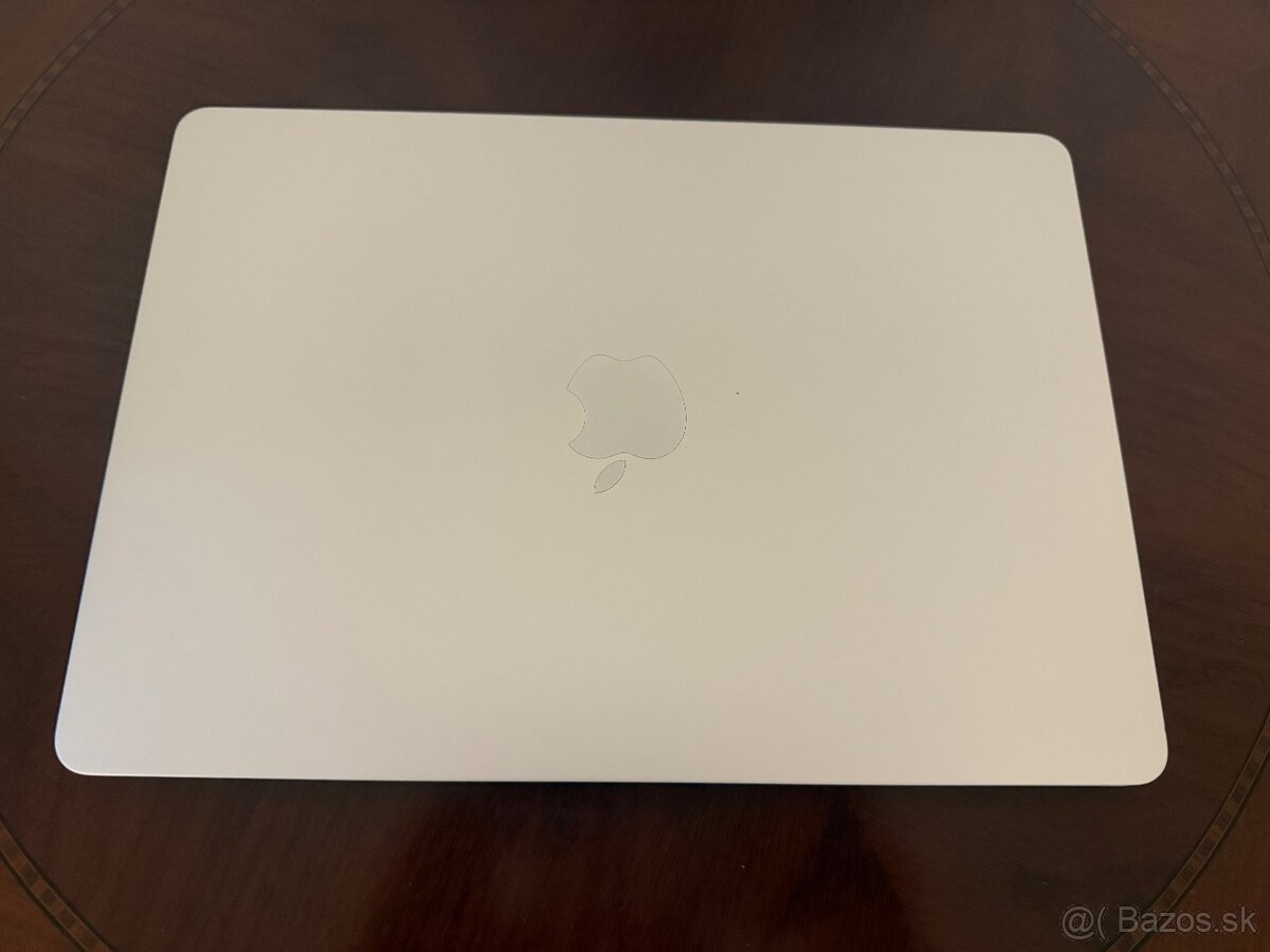 Macbook Air 13" M2 2022