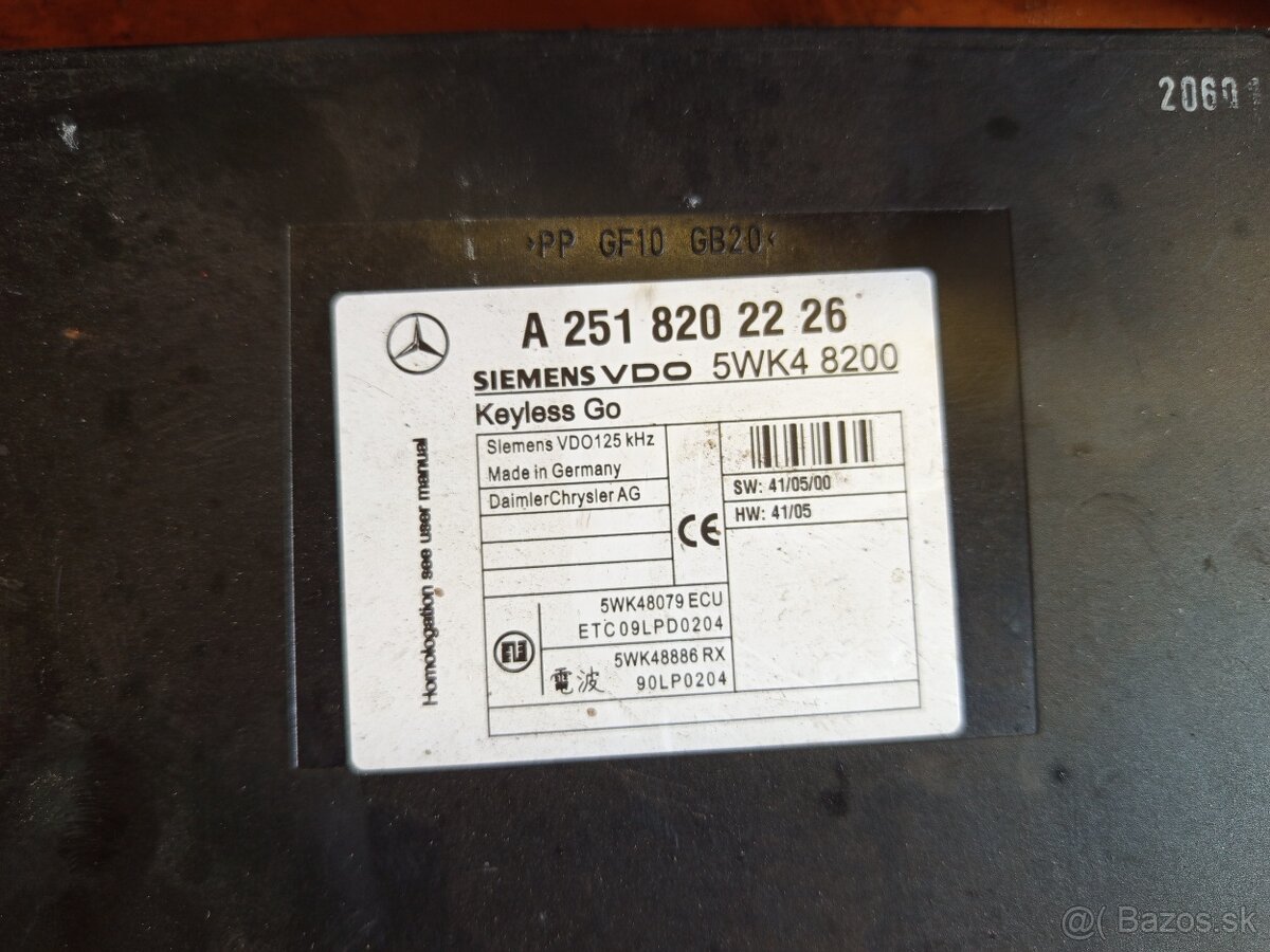 Mercedes R 320 W251