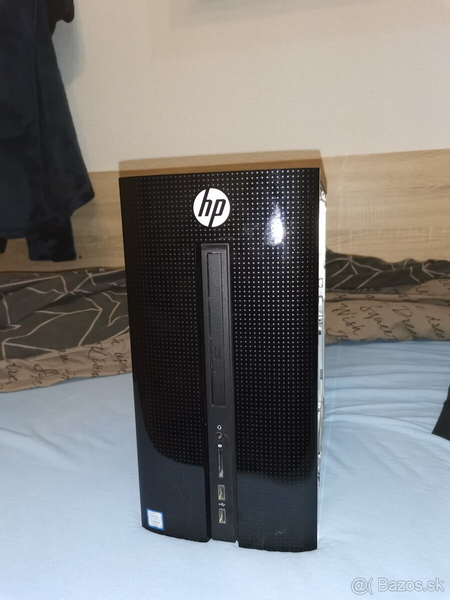 HP počítač 460-p020nc