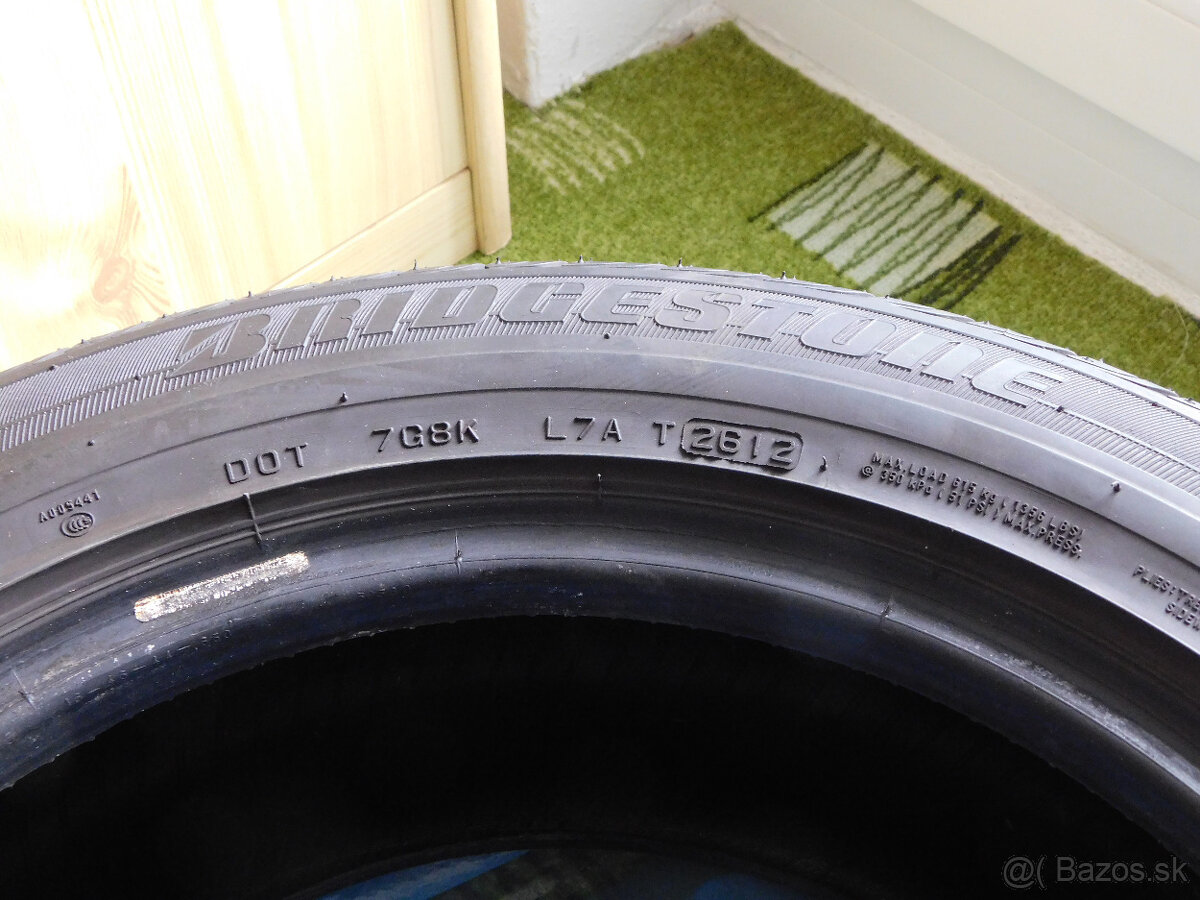 BRIDGESTONE pneu 205/55 R16 DOT12 5 mm