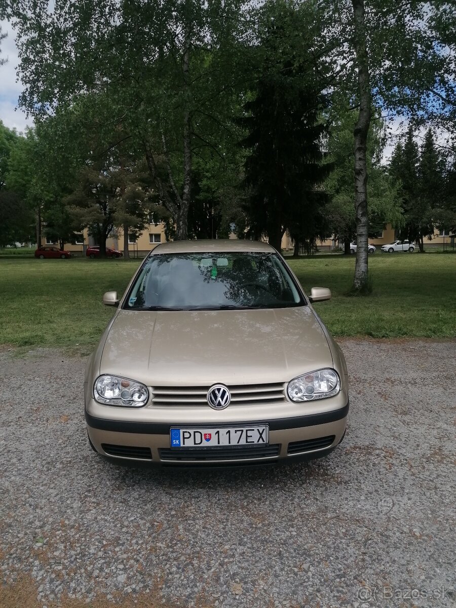 Predám Golf 4 1.6 Hatchback 2001 77kw benzín