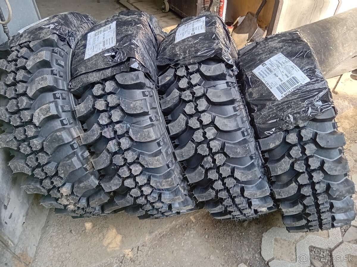 Offroad pneu  T3 215/75R16
