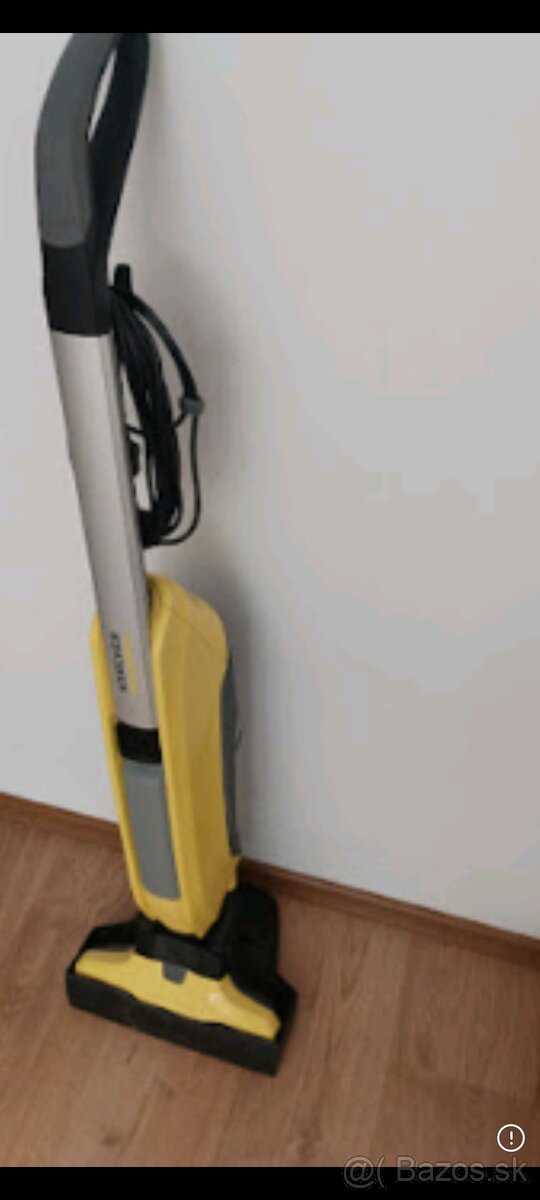 Predám podlahový čistič Kärcher