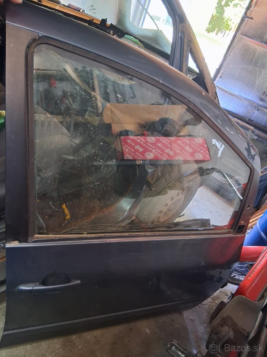 Predám Dvere vw sharan 2003