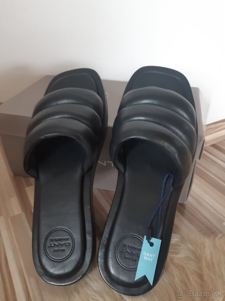 Kožené šľapky GANT velk.39 NOVÉ