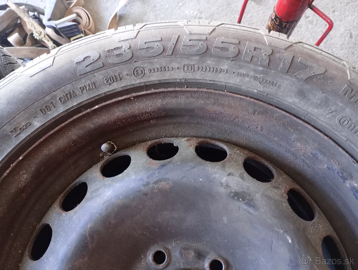 Ponúkam kolesá Ford Kuga 7Jx17EH2ET52,5