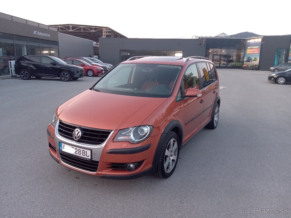 Volkswagen Touran Cross 2.0 TDI Automat DSG