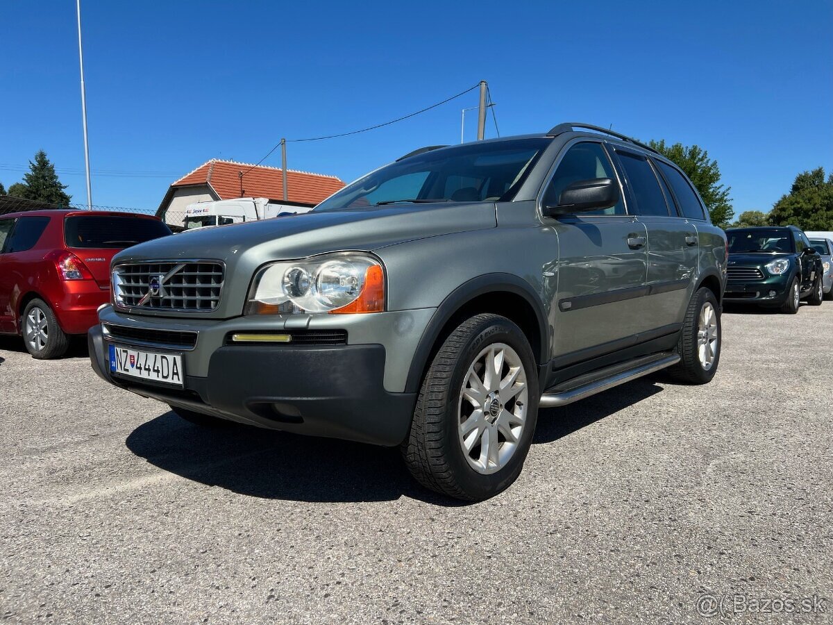 Volvo XC90 2.4 diesel, 136kW MT/6 4x4 NEFUNKČNÉ rok:01.2006