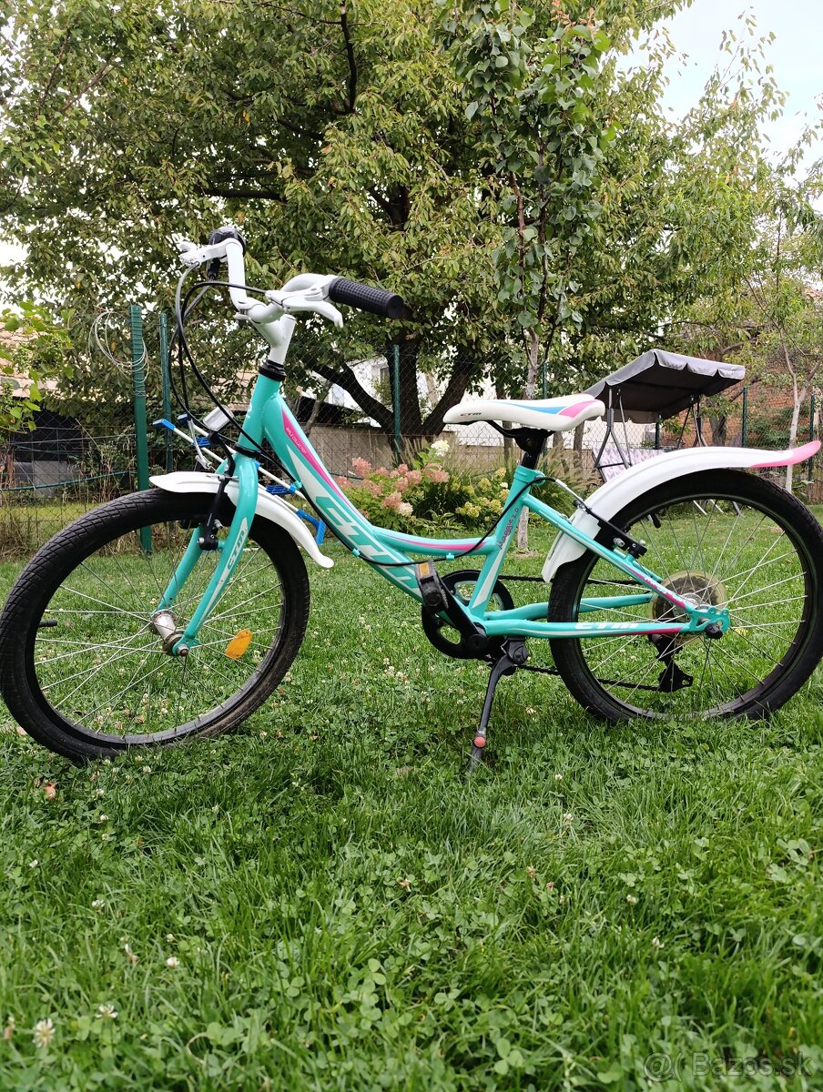 Dievčenský bicykel