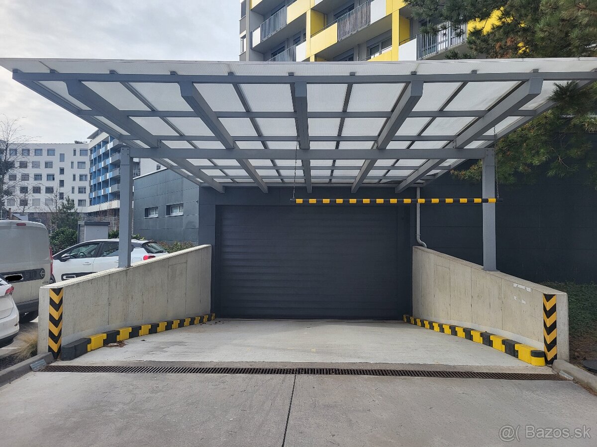 Parkovacie miesto - Ruzinov ul. Mlynske Nivy/Hranicna