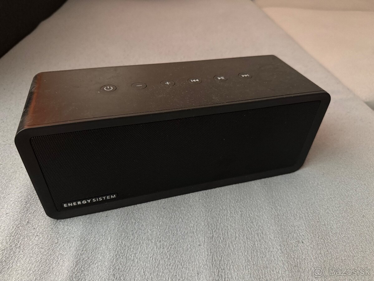 Prenosný reproduktor s USB a FM 40W