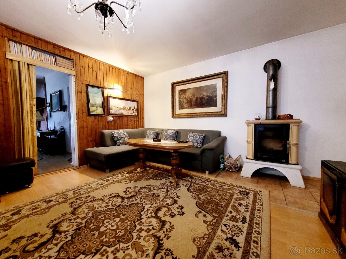 Na predaj dvojgeneračný rodinný dom, 491m2