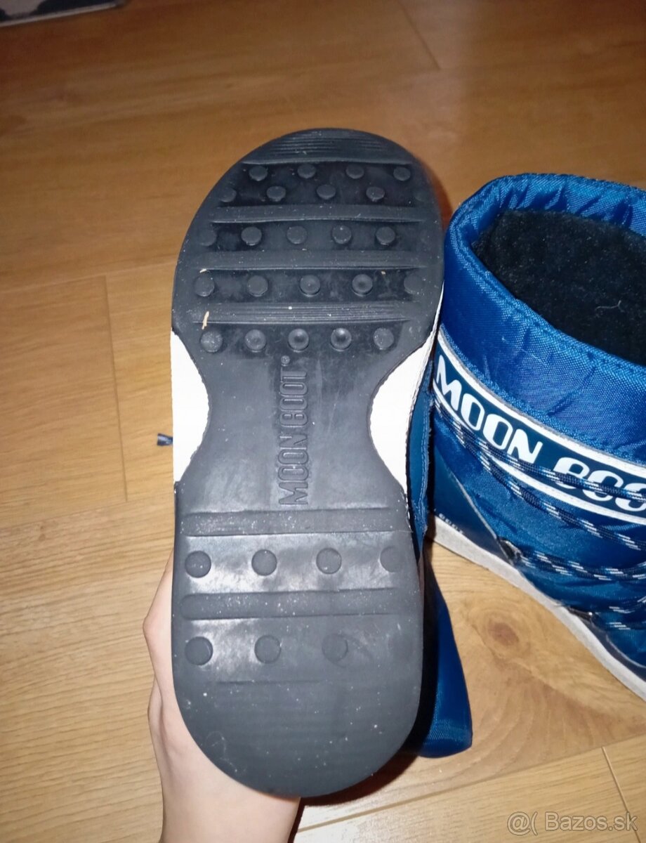 MODRÉ SNEHULE MOON BOOT-Ideálne na zimu a do snehu