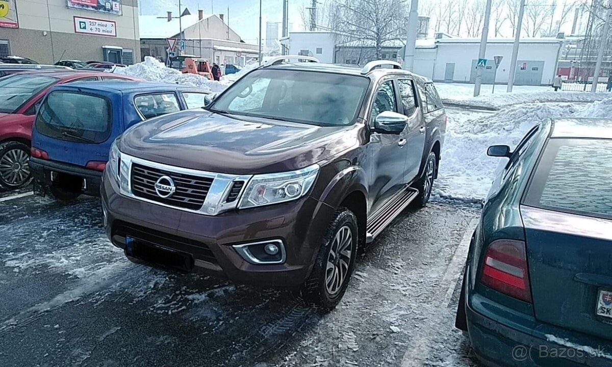 predam nissan navara 2,4 Tdi