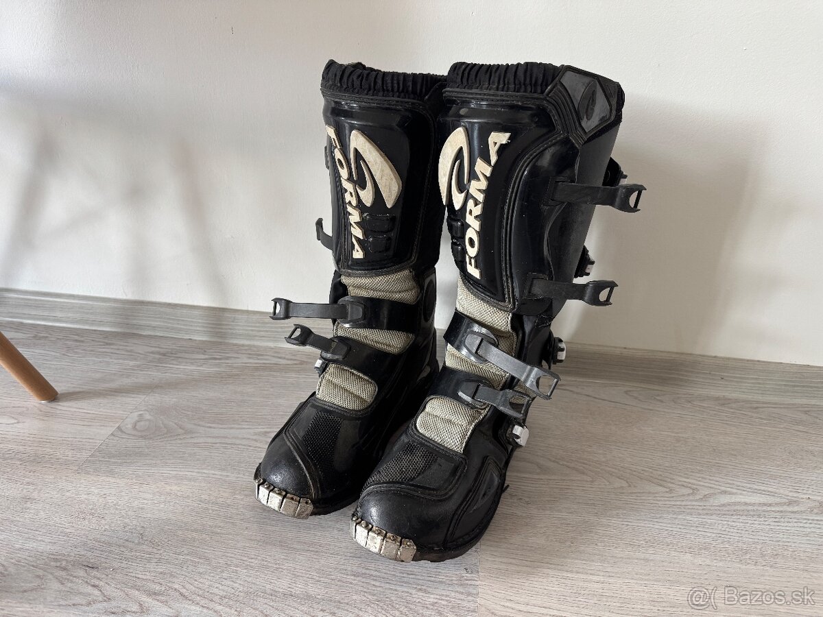 Čižmy FORMA Terrain velkost 47