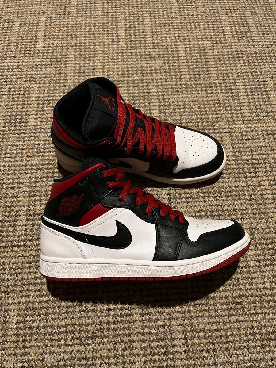 Nike Air Jordan 1 Mid