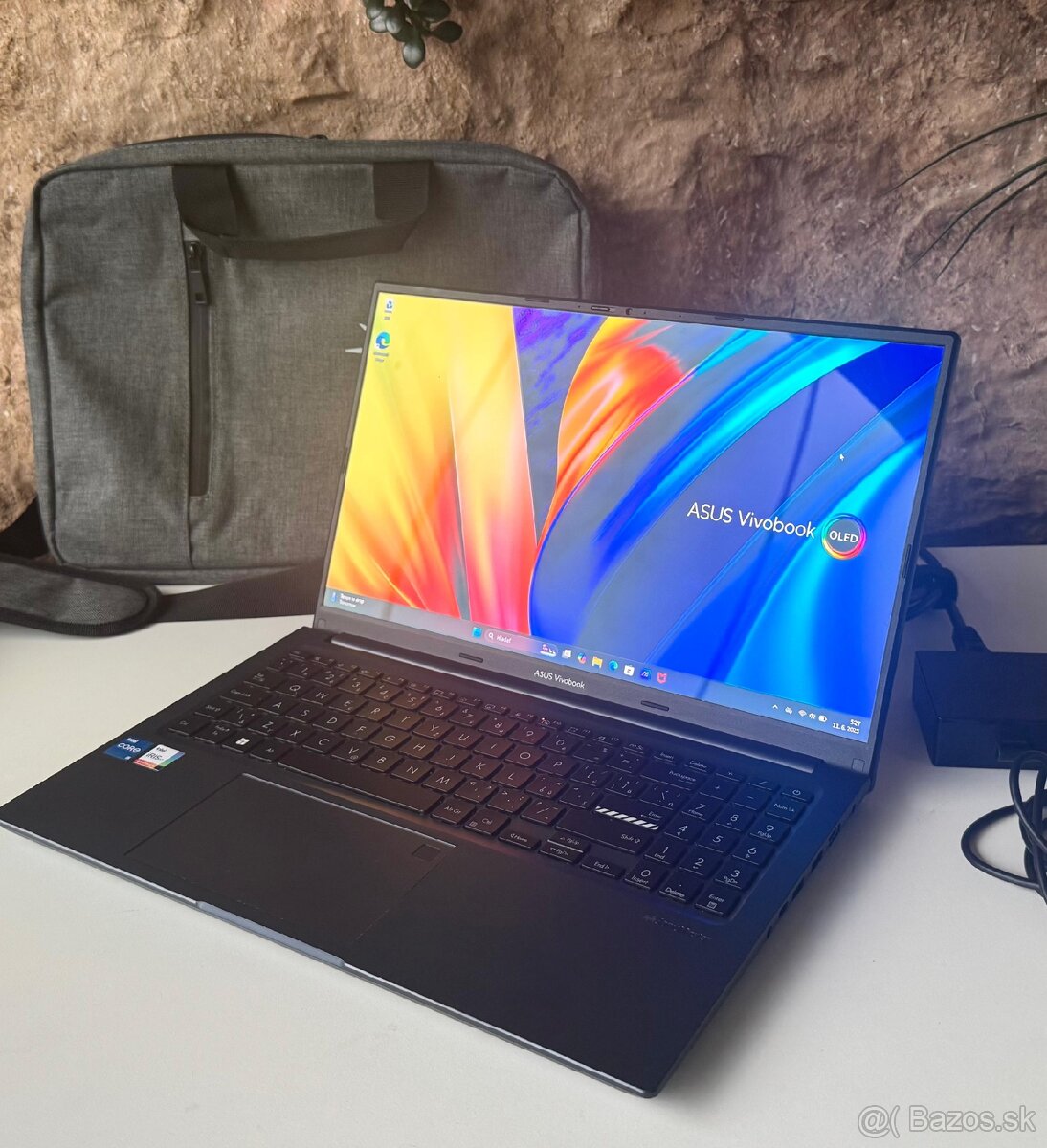 ASUS Vivobook 15 OLED X1503ZA