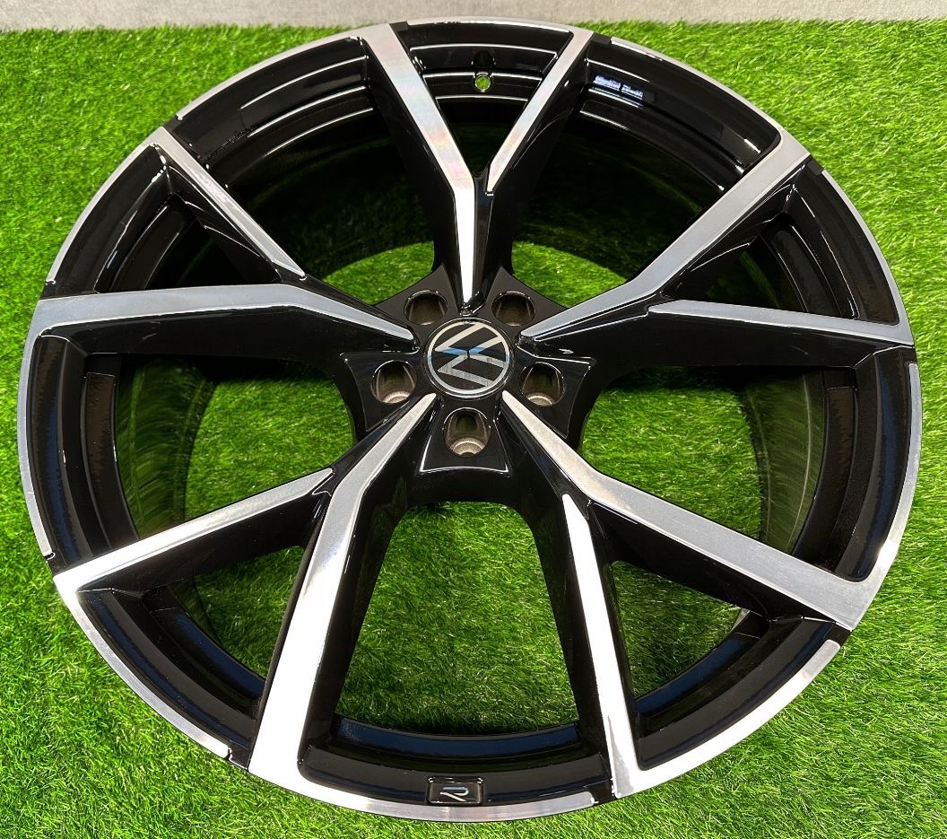 ORIG.VW TOUAREG R22 R-line Estoril 5x112 NOVE DISKY