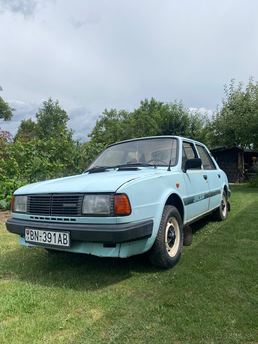 Škoda 120L