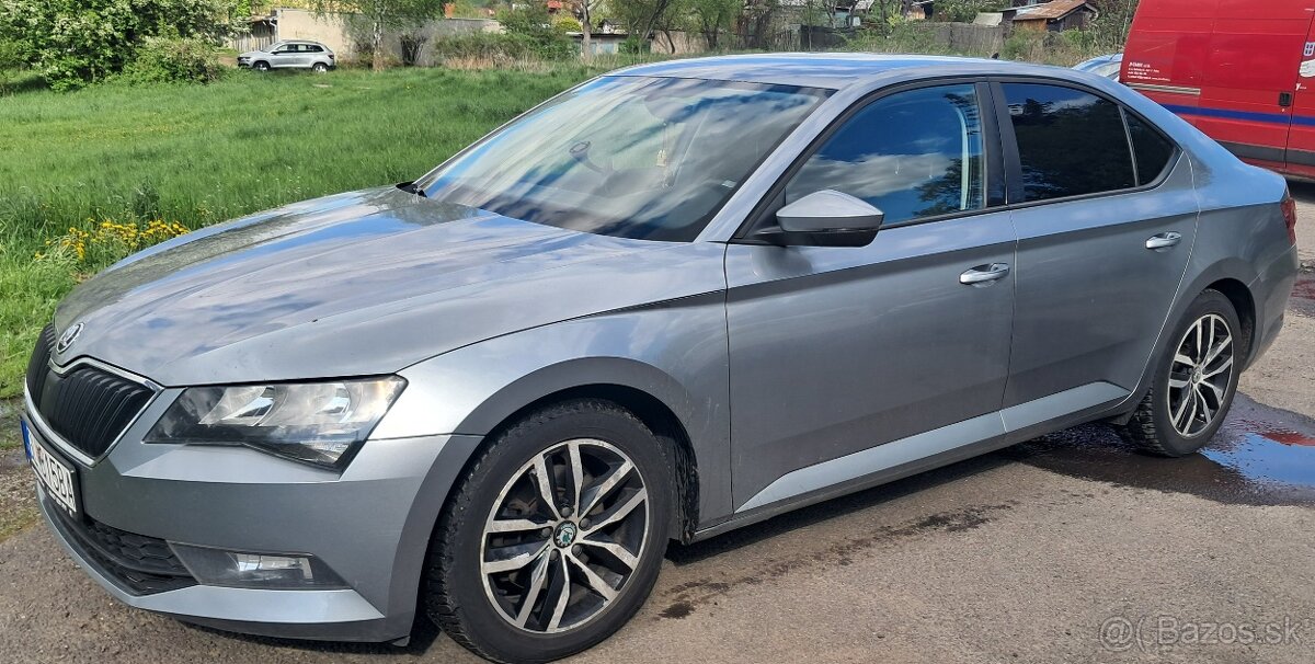 Skoda Superb 2.0tdi 110kw sedan