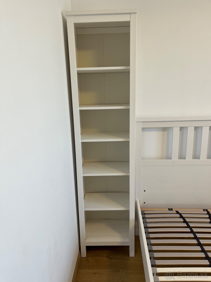 Knižnica Hemnes biela