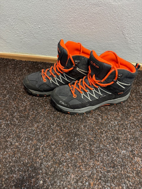 CMP turisticka obuv 39