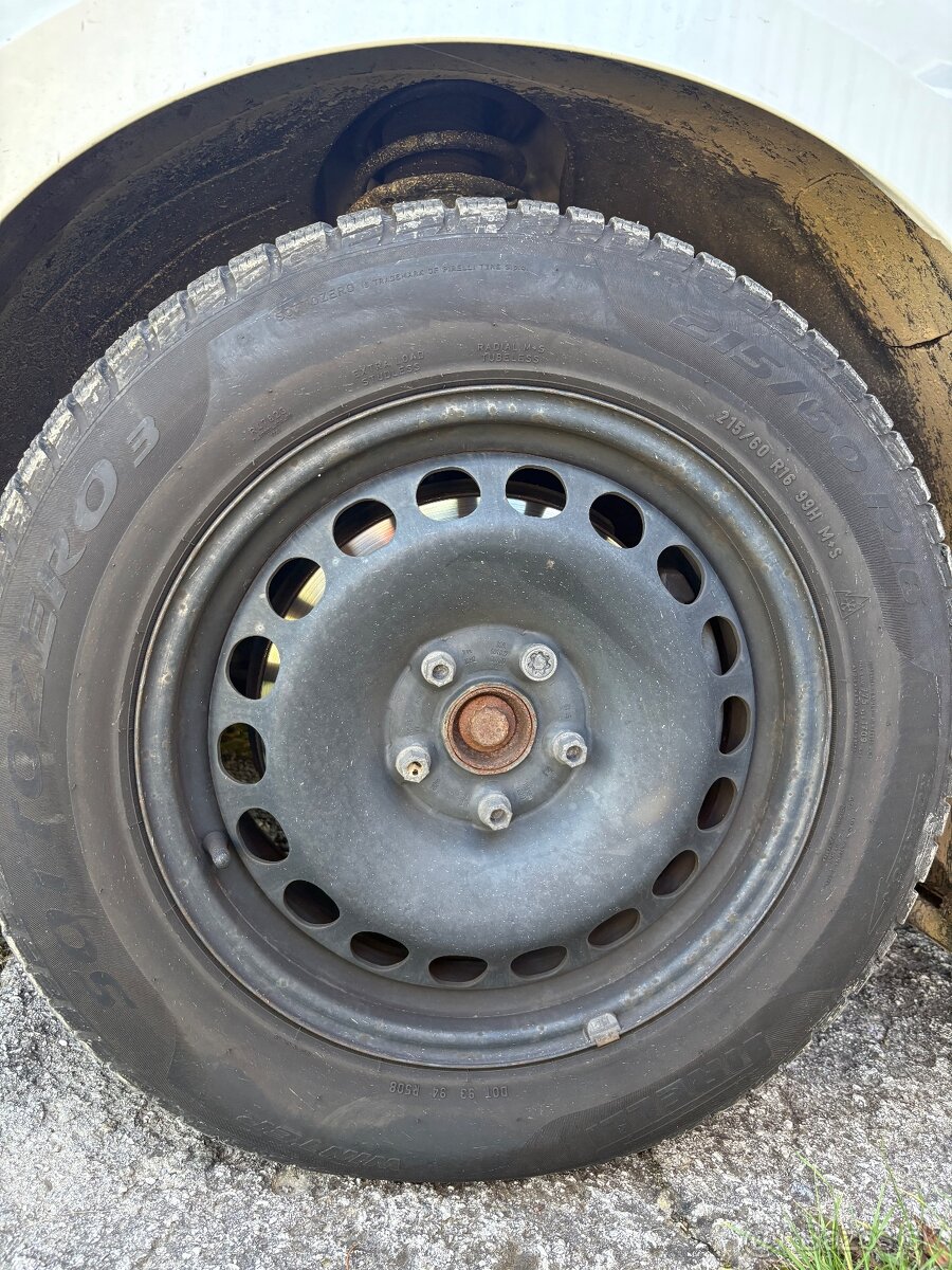 5x112 R16 + 215/60 R16 zimné DOT 2021