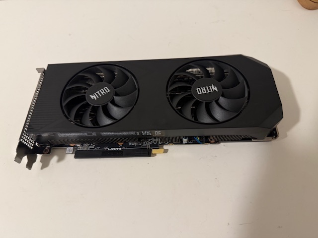 Acer nitro rx 7600 xt 16gb