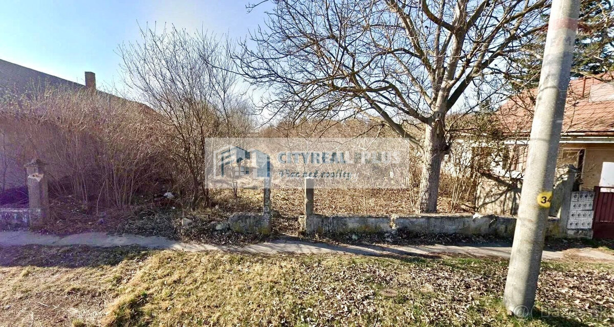 Ponúkame Vám na predaj pozemok v obci Bruty