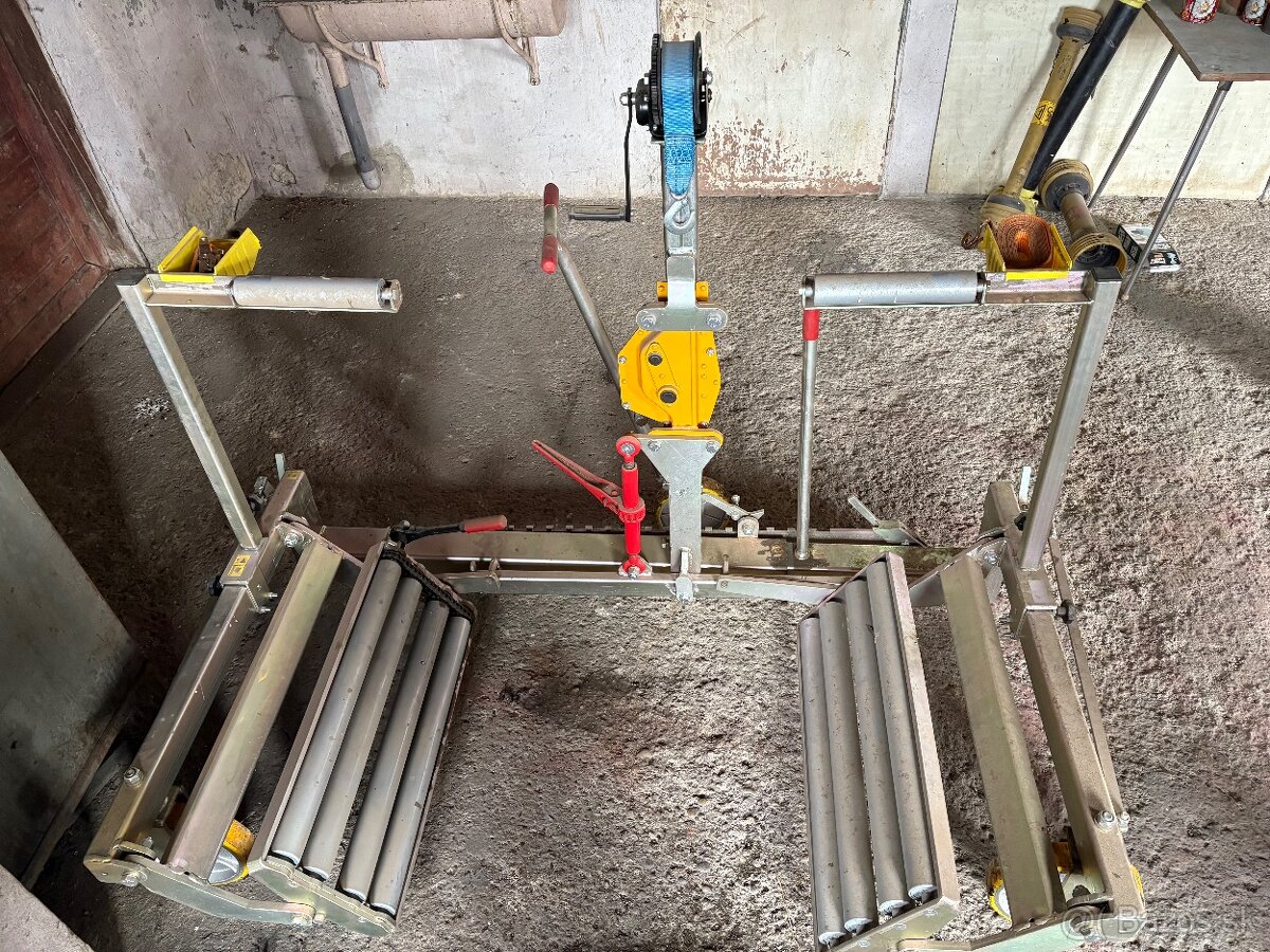 Manipulačný vozík na výmenu kolies