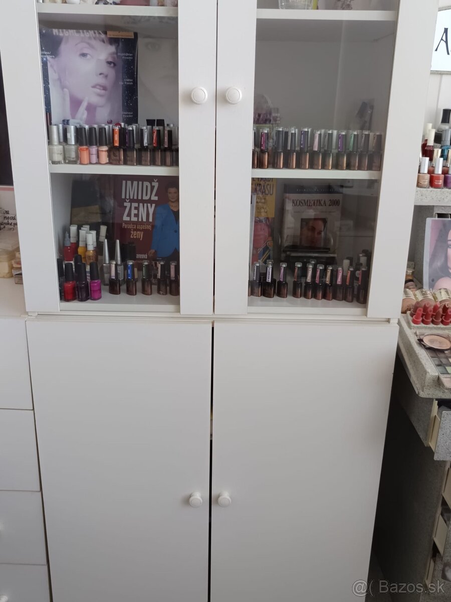 Vybavenie do salónu