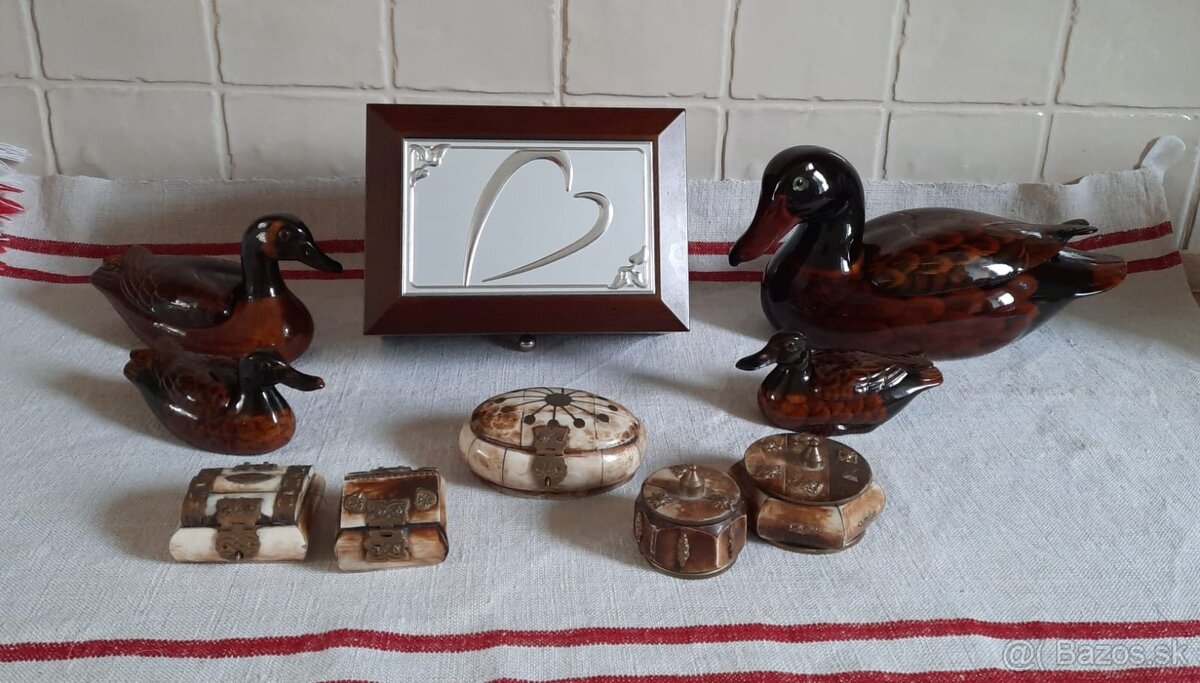 Veci z orientu...šperkovnice......