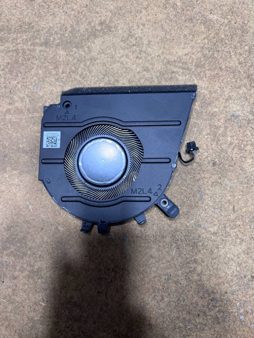 Predám použitý ventilátor procesora do notebooku Dell 15