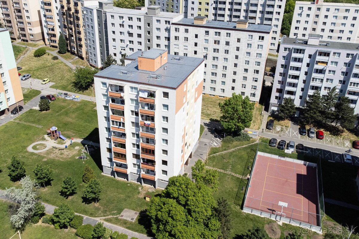 Pěkný byt 3+1 Holíč