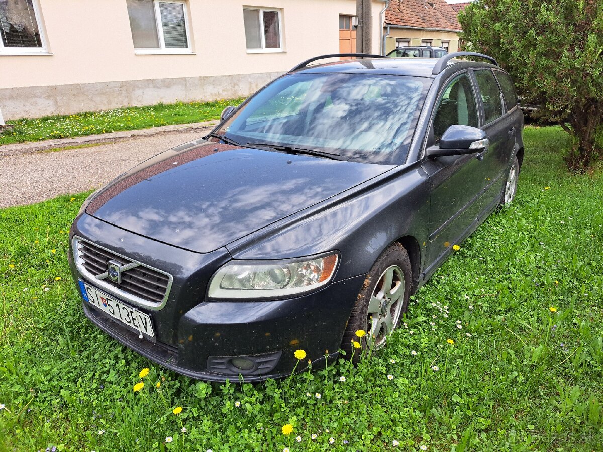 Volvo V50