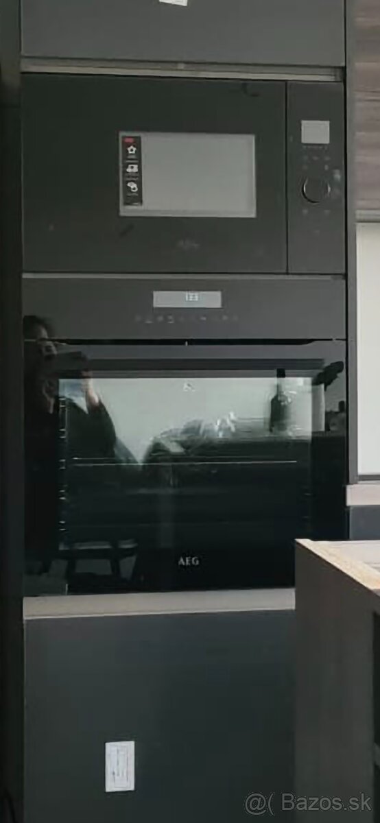 Zabudovateľná mikrovlnná rúra AEG MBB1756SEM
