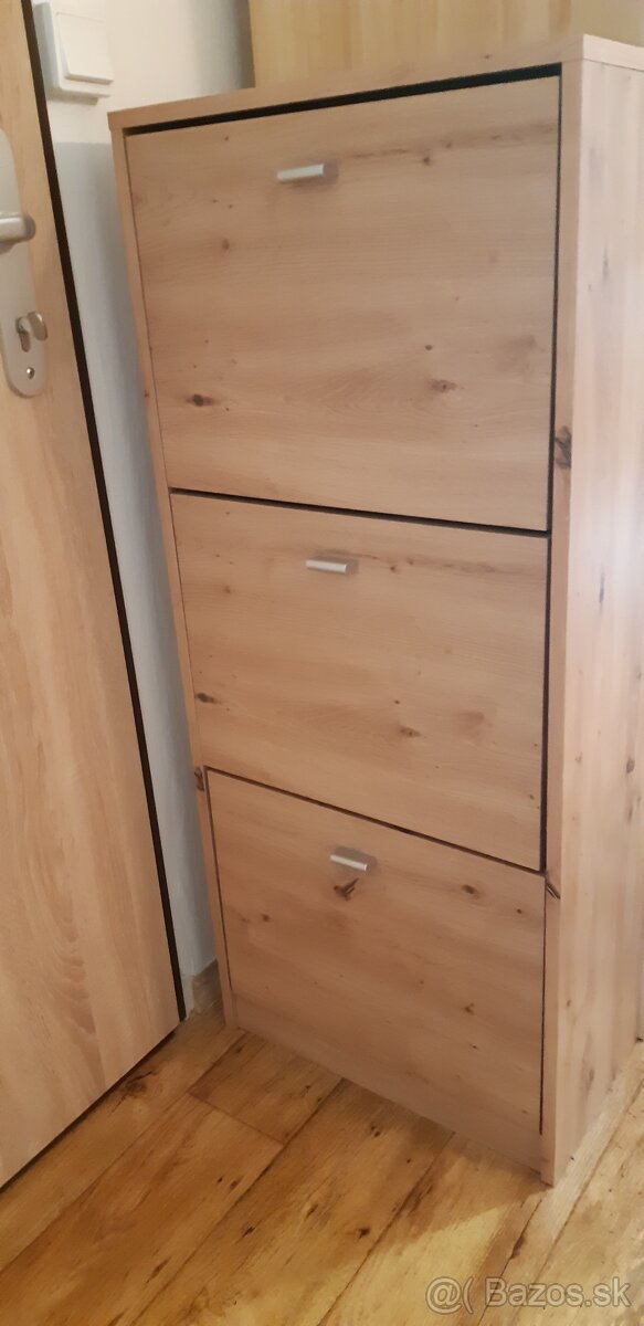 botník na topánky