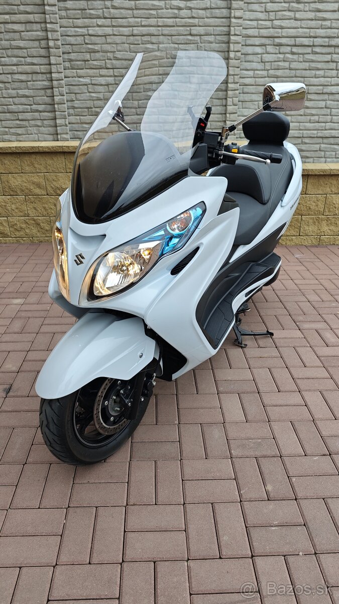 Suzuki Burgman AN400, ABS, r. 2016