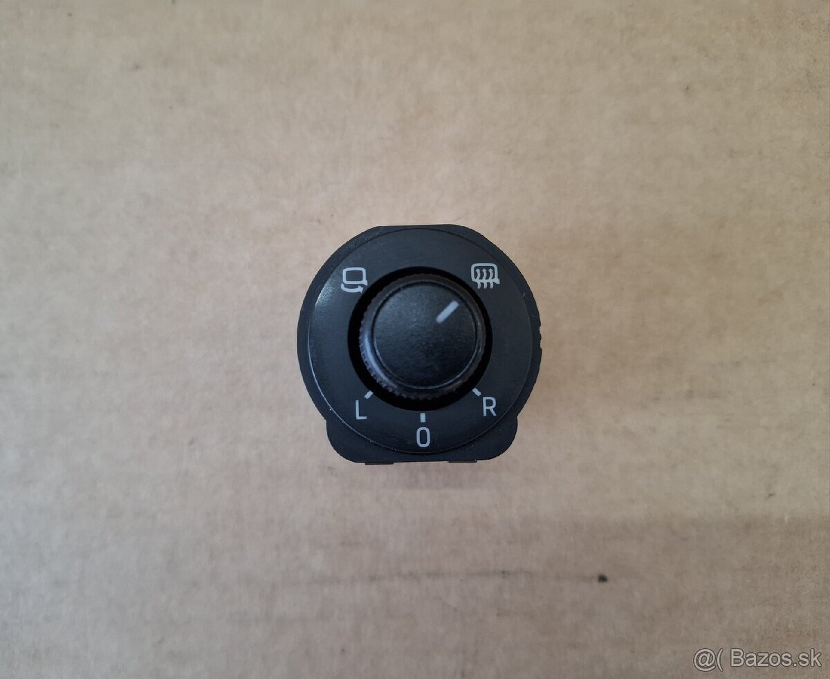 ovládanie zrkadla Superb 3, Octavia 3