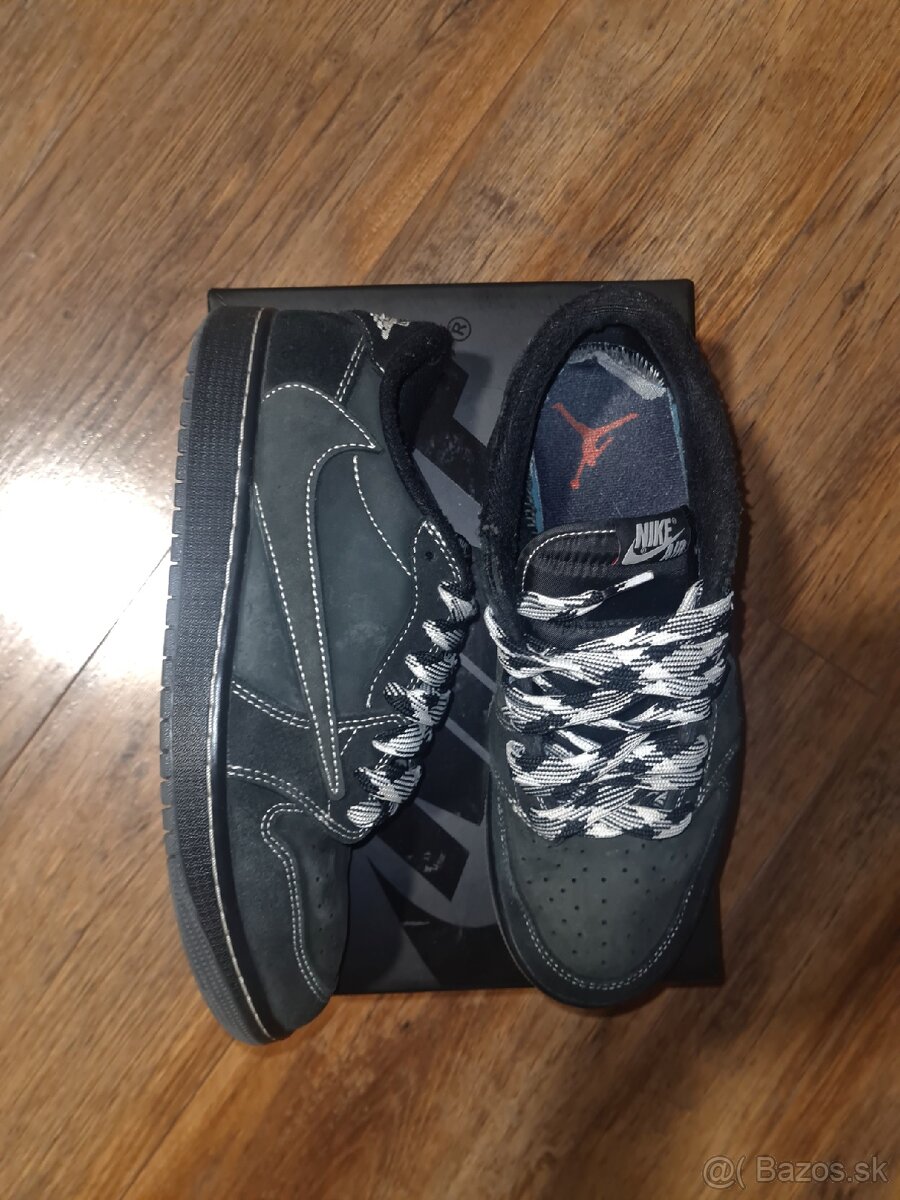 Jordan 1 low travis scott phantom nike jordan x travis
