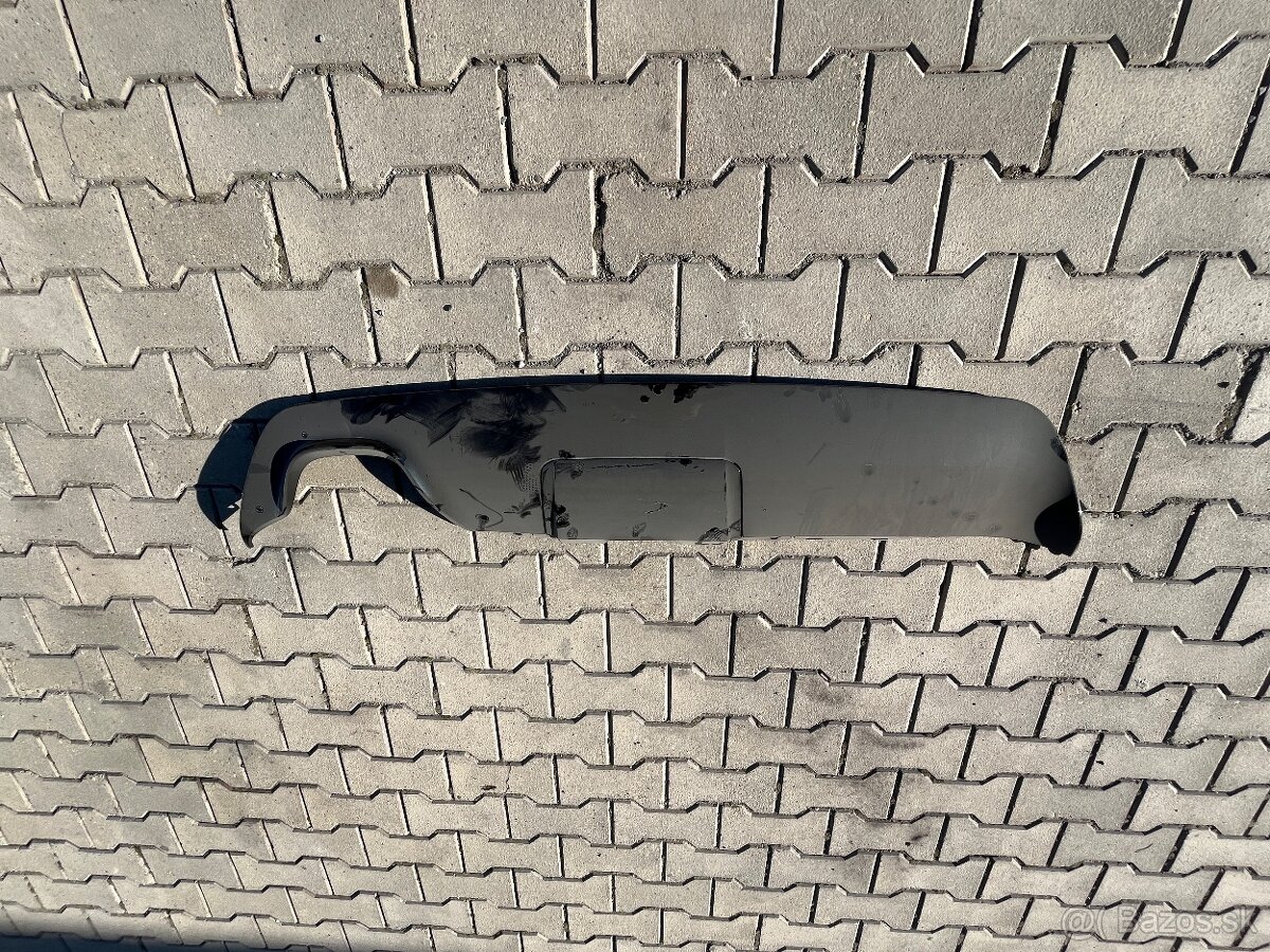 Predám ZADNÝ DIFÚZOR BMW E60 E61 03-10 M-HOOK PACK