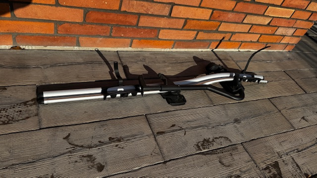 Predam stresny nosic na bicykel znacky Thule