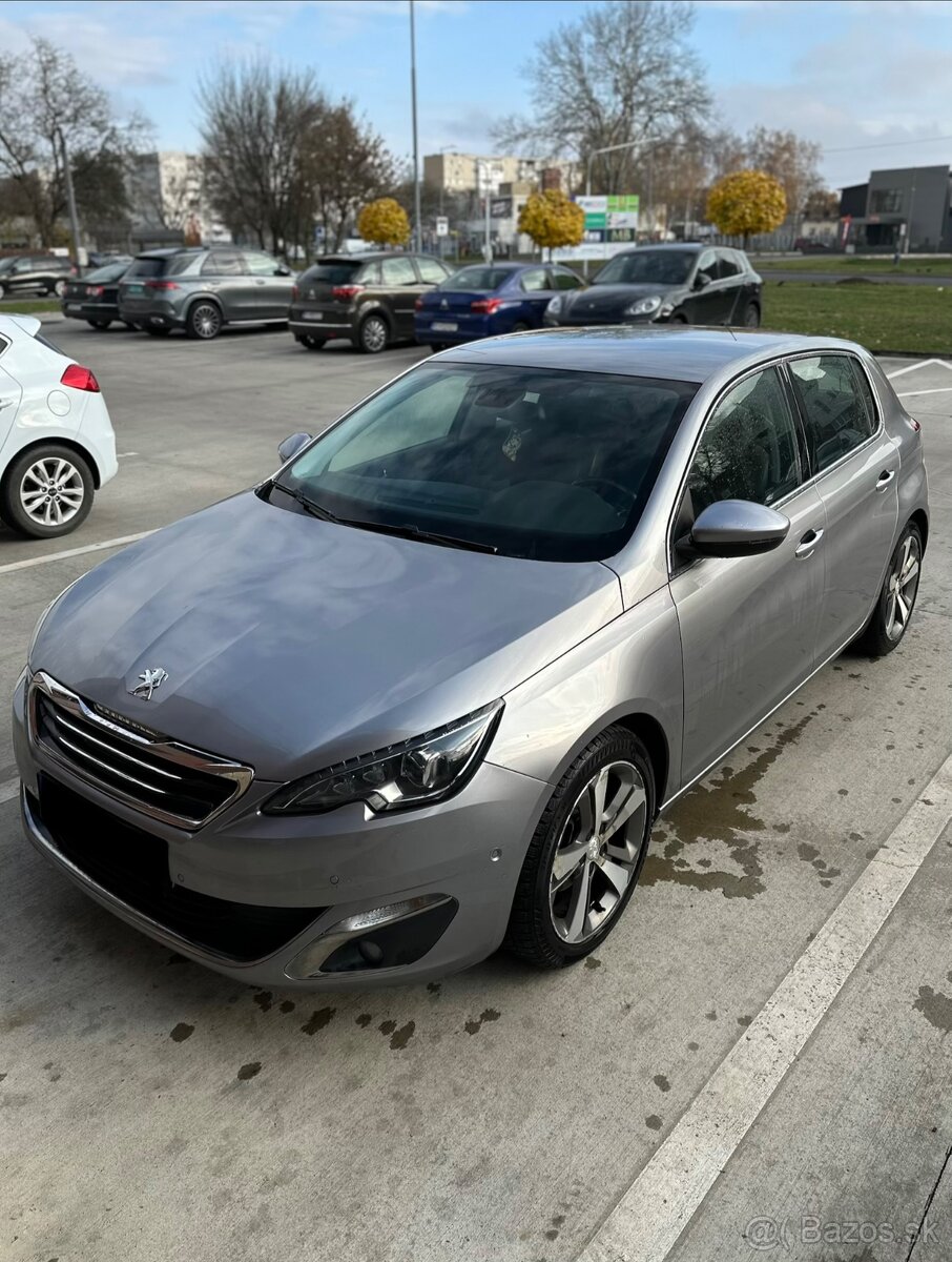Peugeot 308 1.2 GT-line 96kw 131koní benzín
