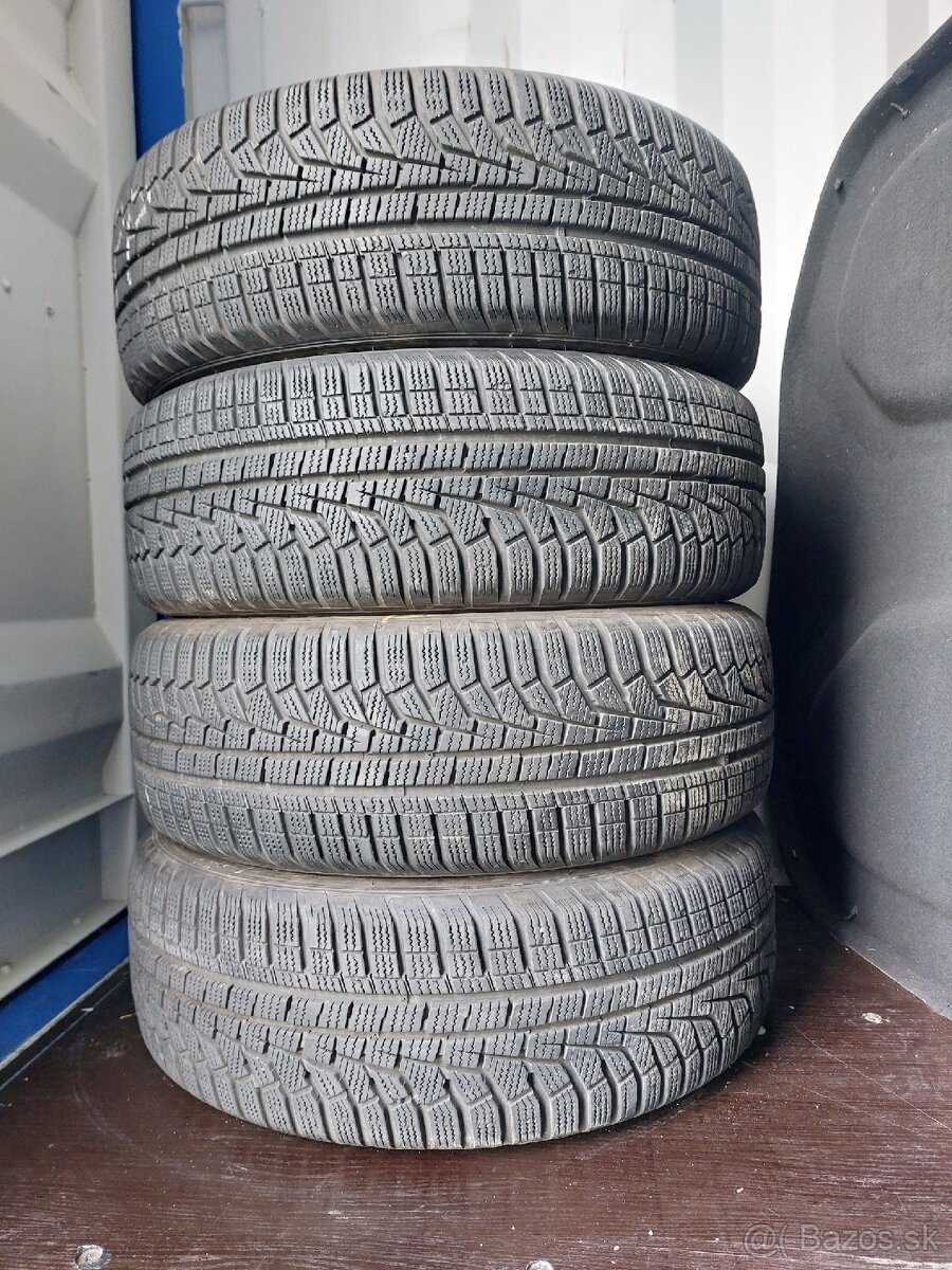 205/60R16 92H Hankook Winter Icept Evo2
