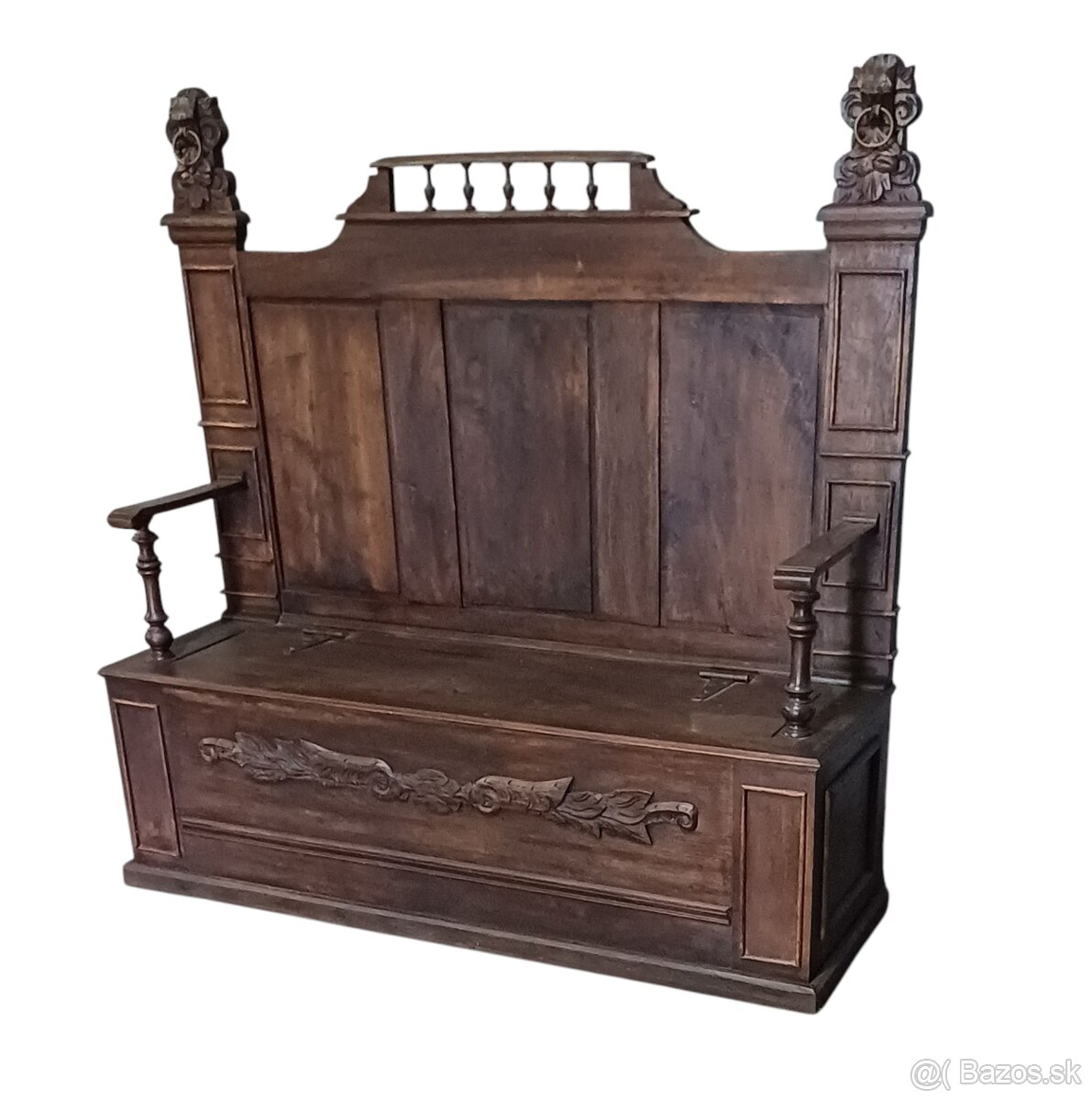 Starožitný nabytok