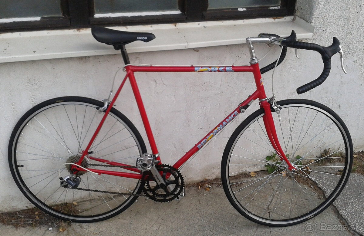 Predám nový cestný Favorit model Force Performance.