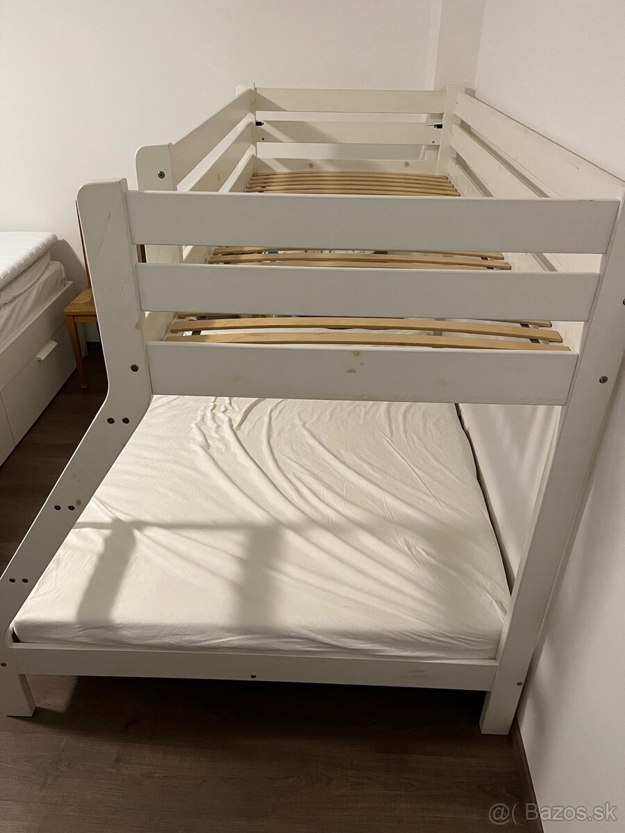 poschodová posteľ