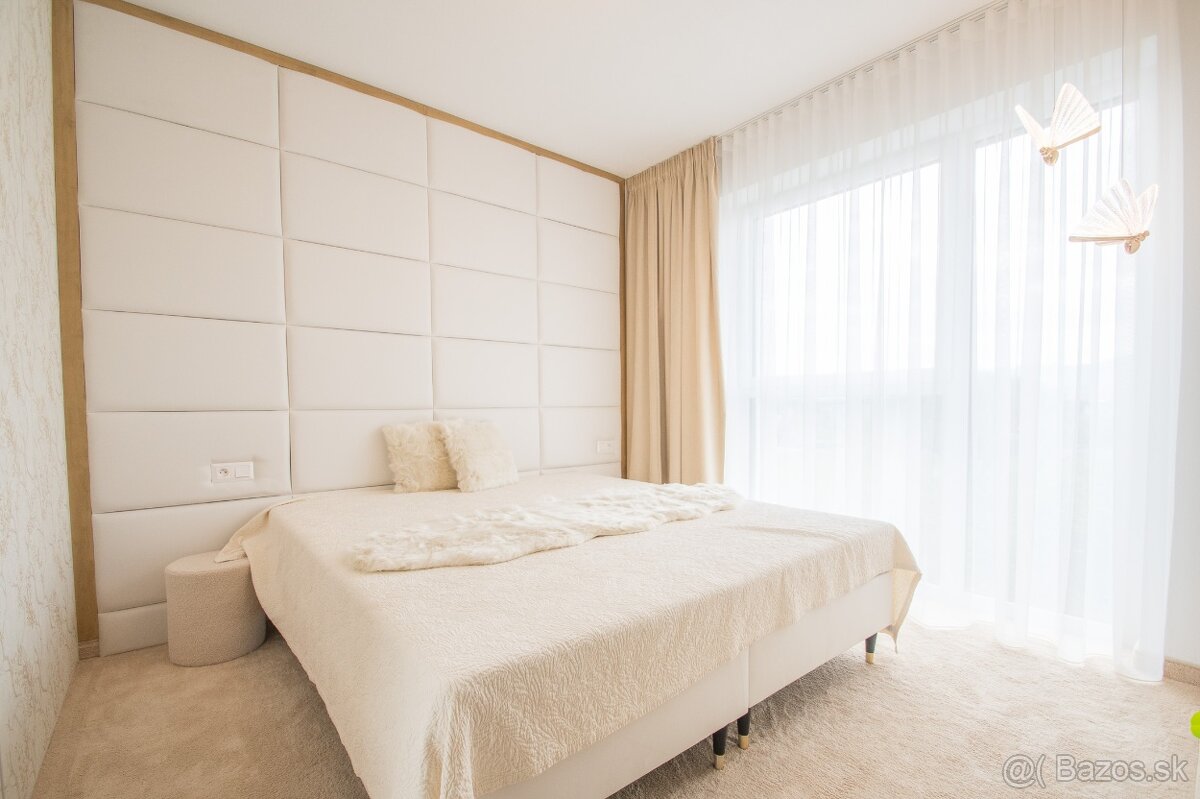 PRENÁJOM KRÁSNEHO APARTMÁNU V SAMOM SRDCI BOJNÍC